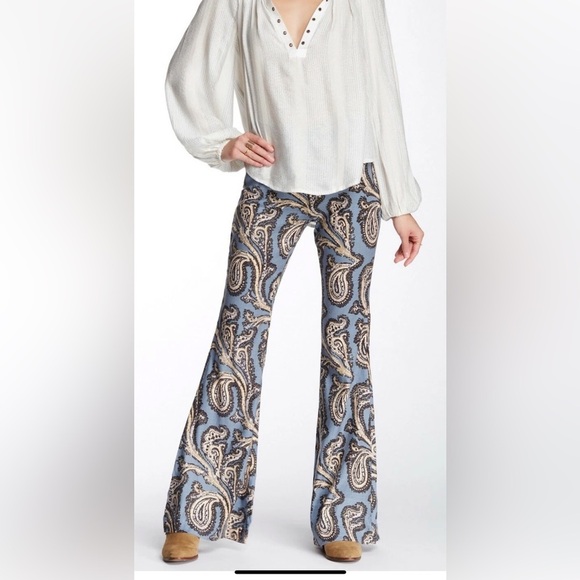 Free People Paradise Printed Flared Linen Blend Pant Blue Combo Size S - Picture 1 of 6